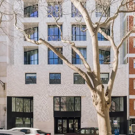 Ricaud - 1 Bedroom And Pool In Avenidas Novas ליסבון